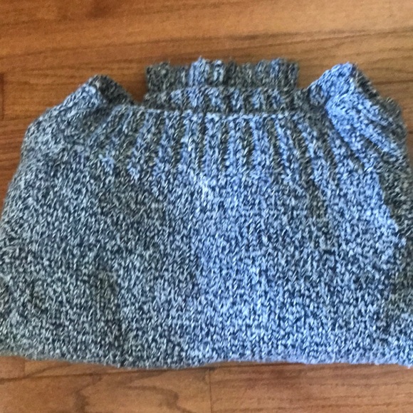Black and Grey off the shoulder knitted sweater - Picture 3 of 3